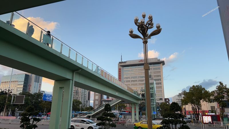 在大理玩几天，放了个年假，等我下周一更新哦兄弟们，爱你们-素材资源网